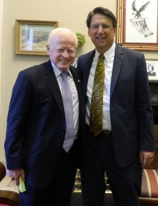 Ambassador Jose L. Cuisia Jr. with North Carolina Governor Pat McCrory. (Philippine Embassy Photo by Lilibeth Almonte-Arbez)