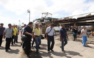 President Benigno S. Aquino III and Interior and Local Government Secretary Mar Roxas personally inspect the extent of damage wrought by Super Typhoon Yolanda (Hainan) during his visit to Tacloban City, Leyte on Sunday (November 10). Typhoon Yolanda is the world's most powerful typhoon in 2013. (MNS photo)