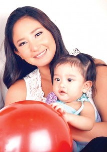 KATRINA Halili with daughter, Katrence (MNS photo)