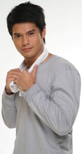JC de Vera (MNS Photo)